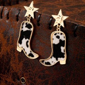 Brinco de Botinha com detalhe em Couro